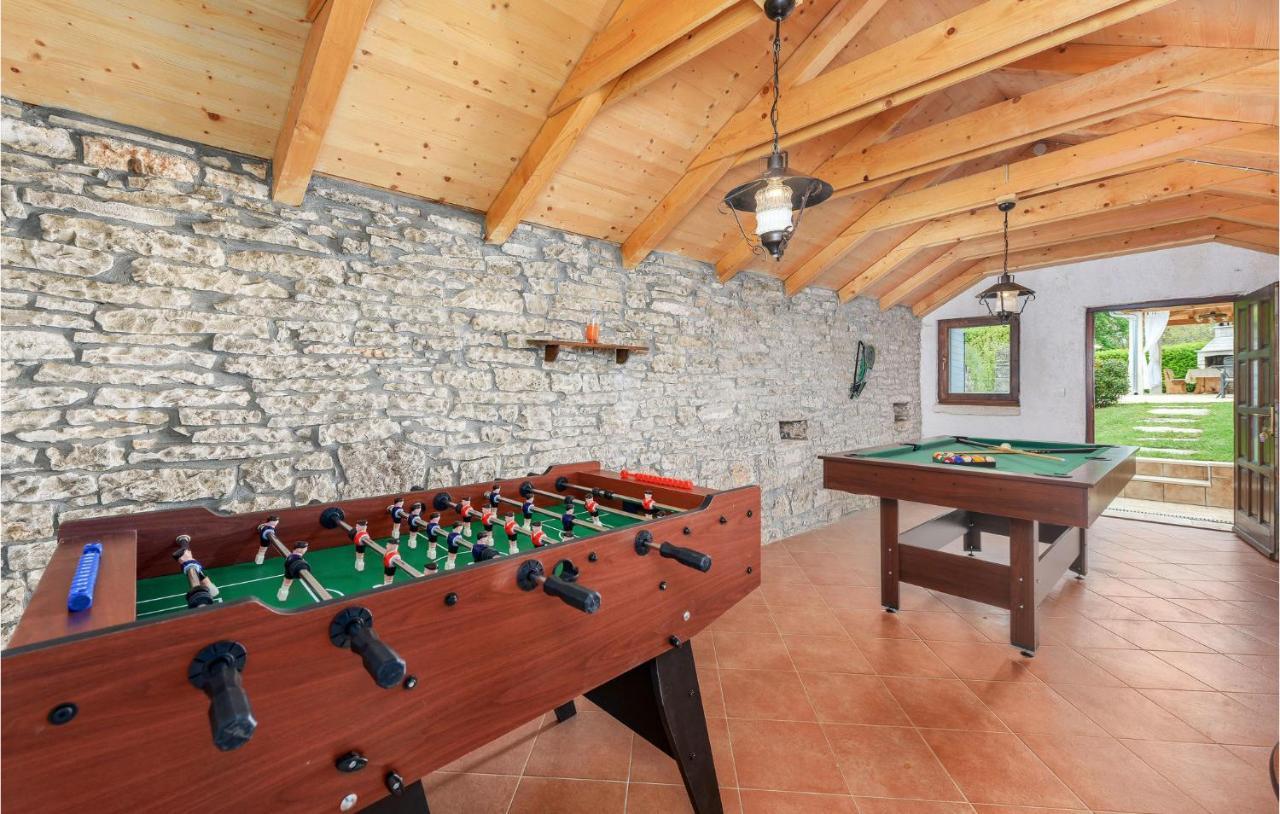 Cozy Home In Pamici With Kitchen Kültér fotó
